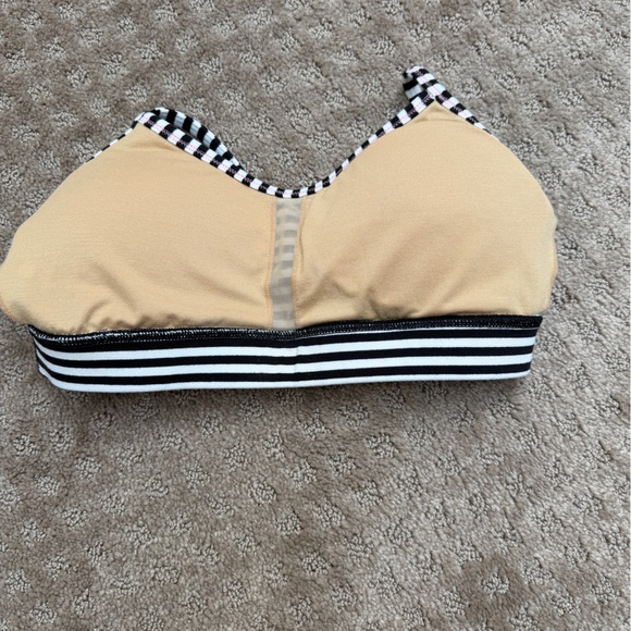lululemon athletica Black and White Striped Sports Bra - Picture 4 of 6